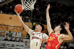 凯恩奥利塞破门格纳布里双响 拜仁4-0大胜